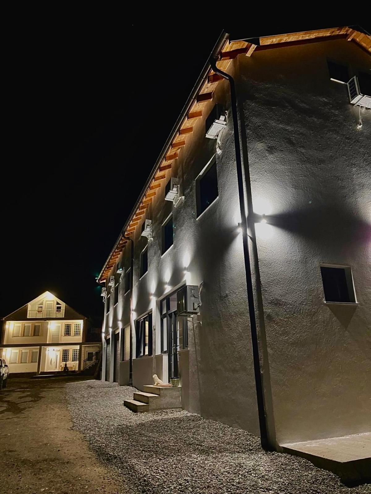 Guesthouse Tropoje E Vjeter Εξωτερικό φωτογραφία